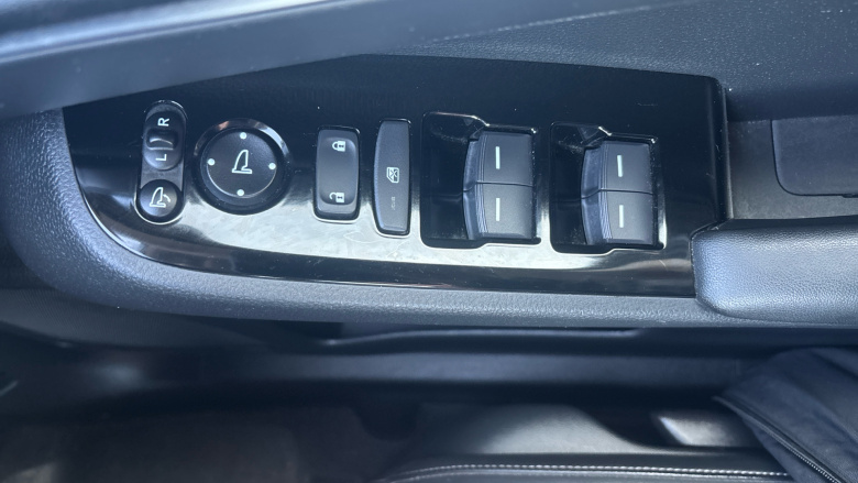 Honda HR-V 1.5 eHEV Advance 5dr CVT Hybrid Hatchback